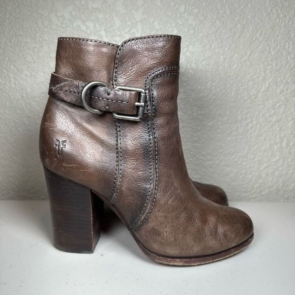 Frye Womens Patty Ankle Heel Boots Booties Brown Leather Straps Buckle Zip 7.5 M - Picture 1 of 9